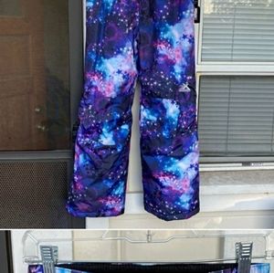NWT! Girls size 14 or xs women's ZeroXposur Snow / Ski Pants.